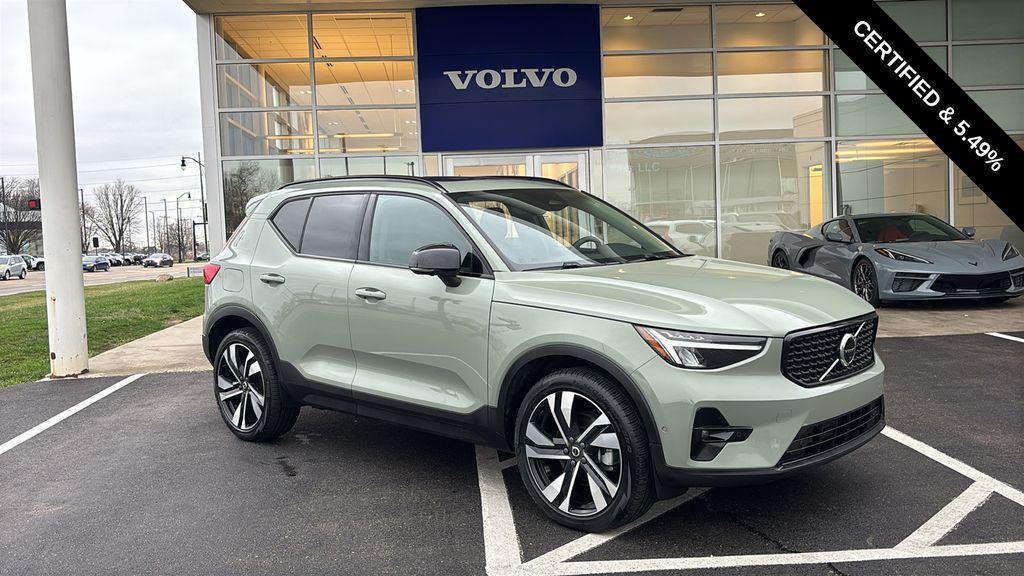Volvo XC40 2023