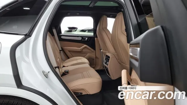 Porsche Cayenne 2023