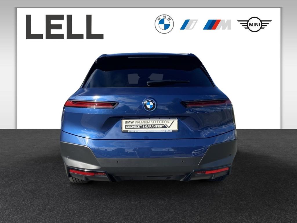 BMW iX 2022