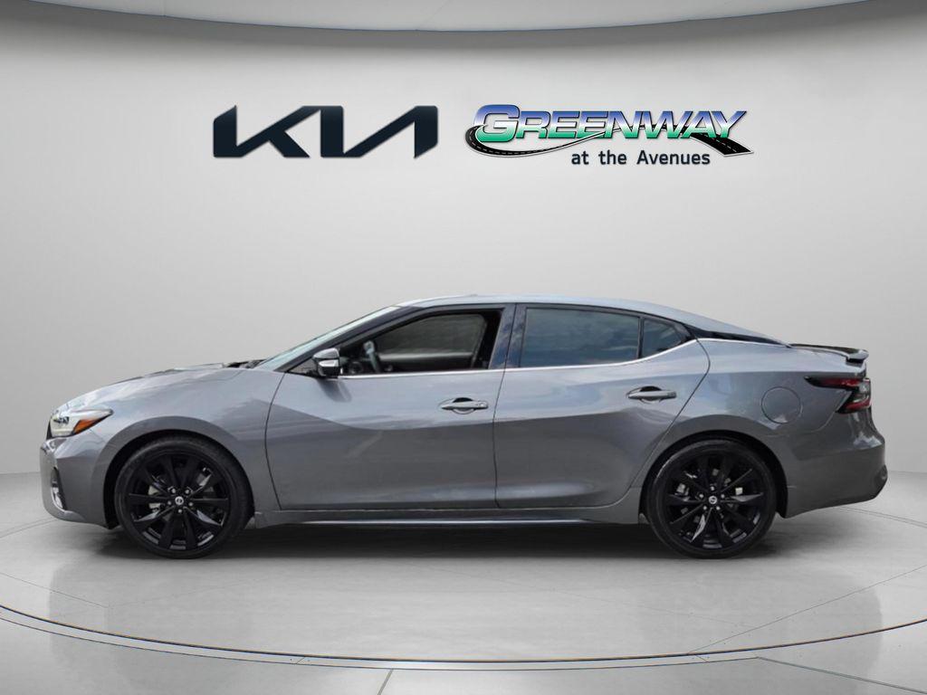 Nissan Maxima 2022