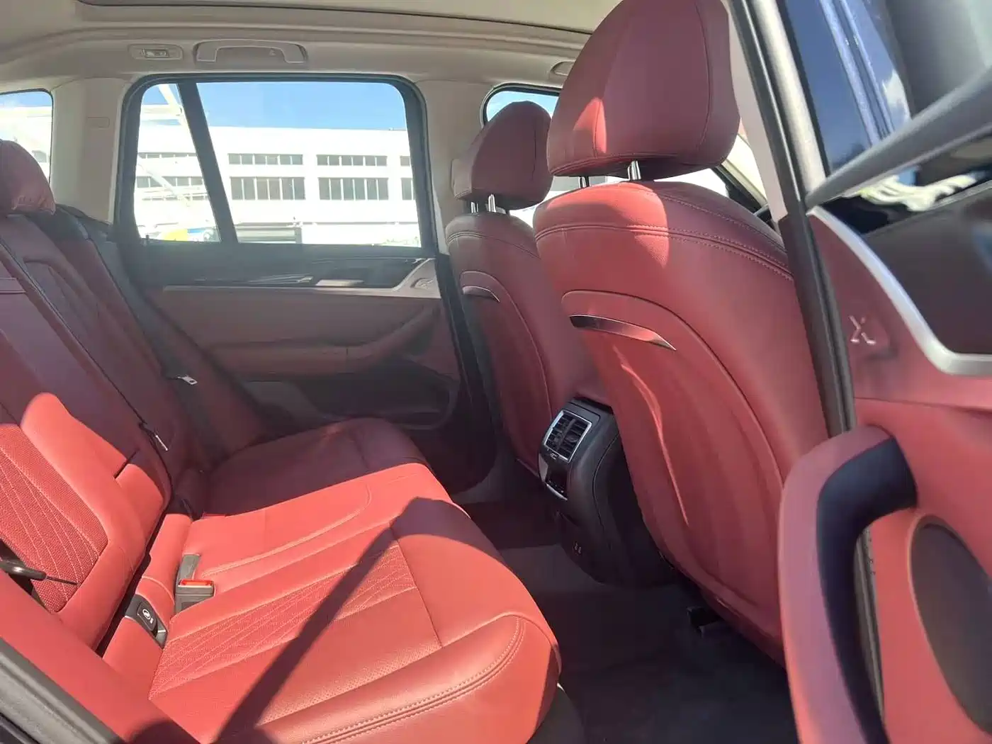 BMW iX3 2023