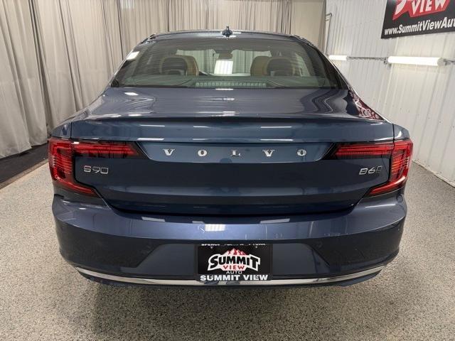 Volvo S90 2022