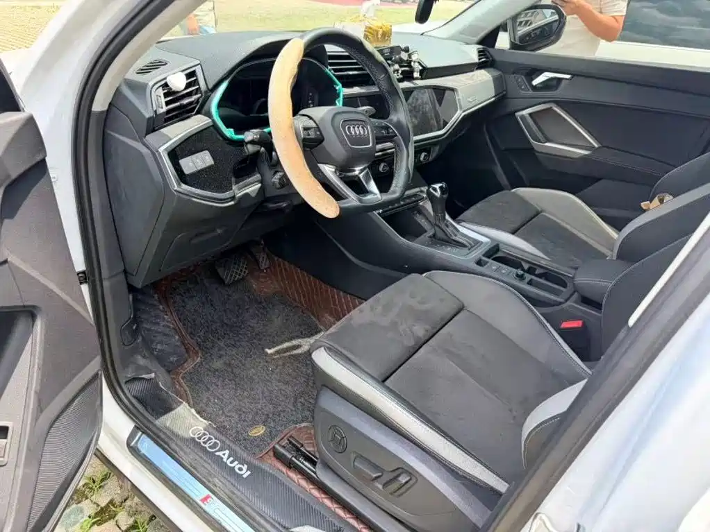 Audi Q3 2023