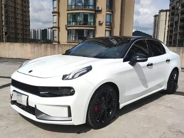 Lynk & Co 03 2022