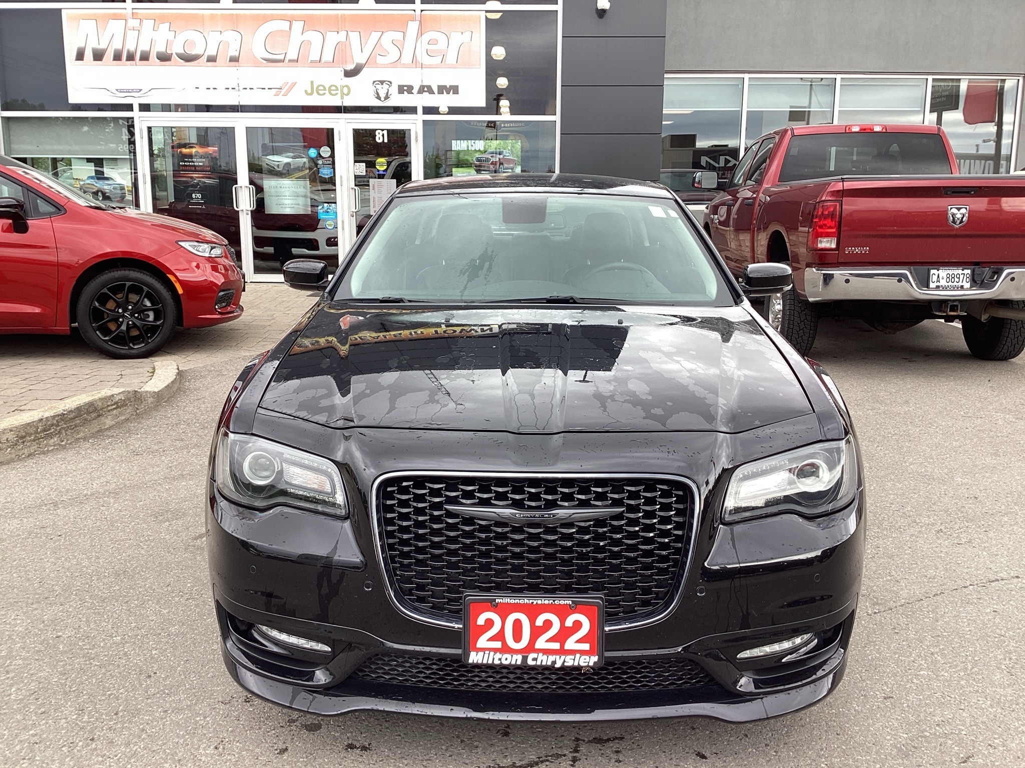 Chrysler 300 2022