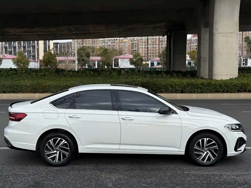 Volkswagen Lavida 2024