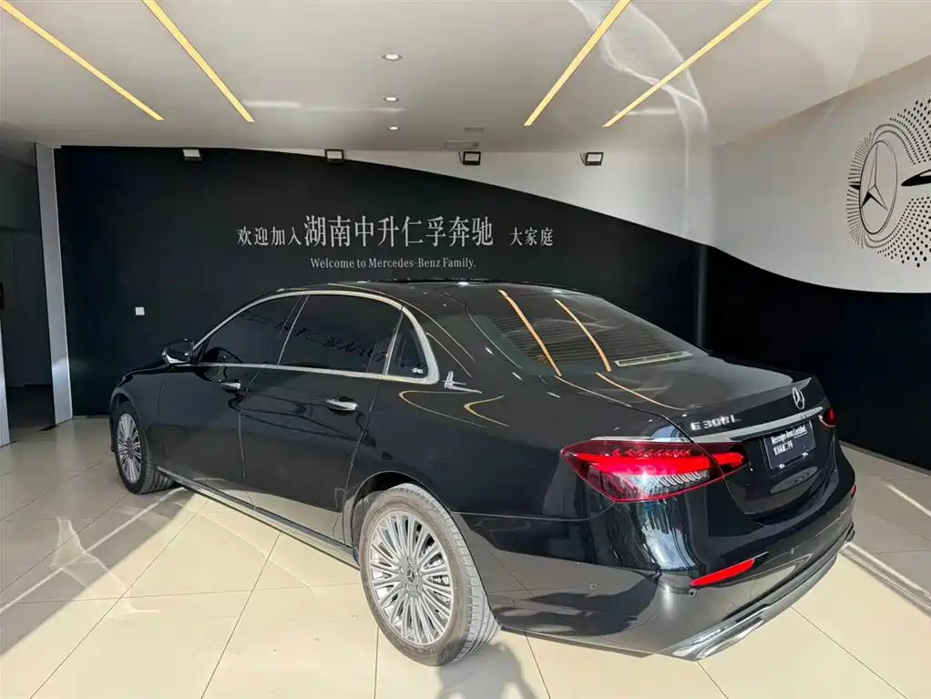 Mercedes-Benz E-Класс 2023