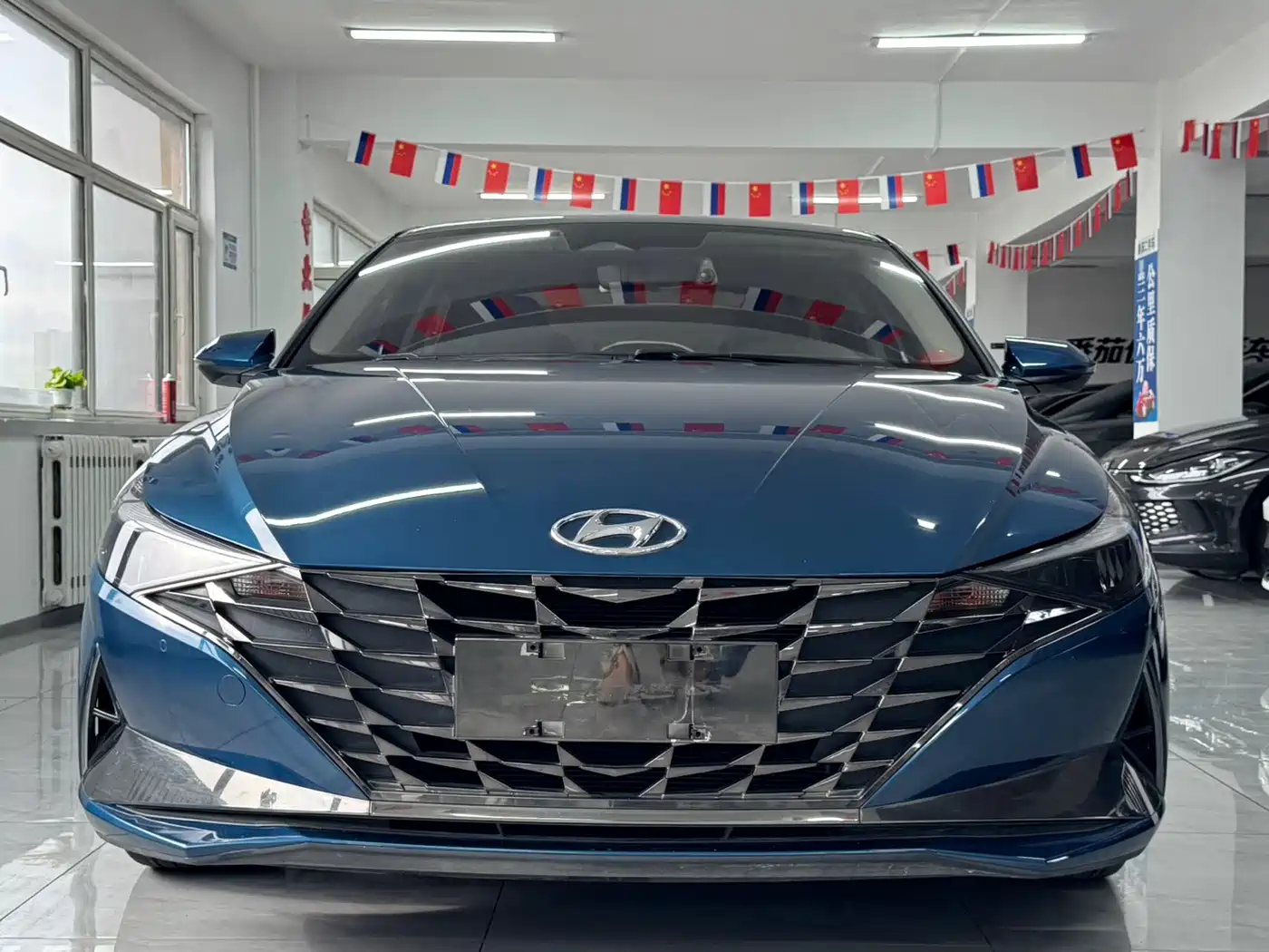 Hyundai Elantra 2023