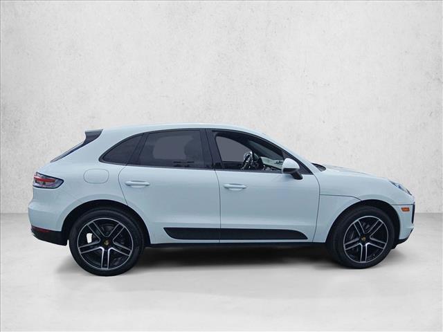 Porsche Macan 2021