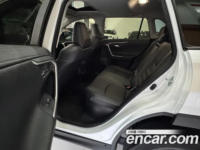Toyota RAV4 2024