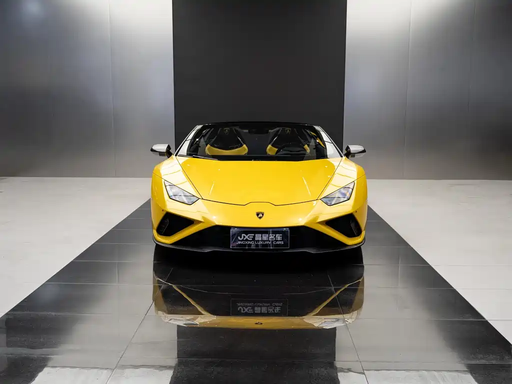Lamborghini Huracán 2021