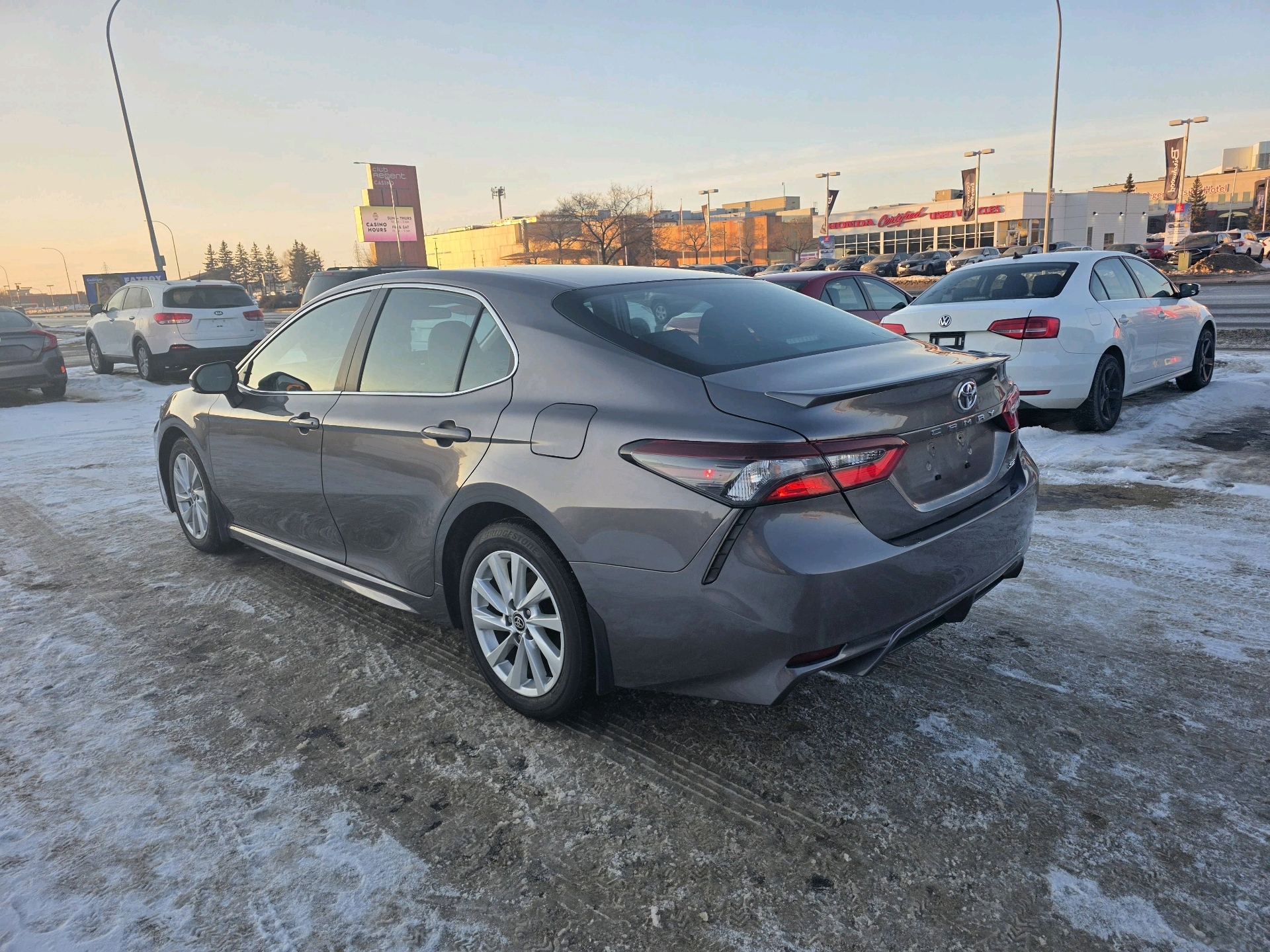 Toyota Camry 2024