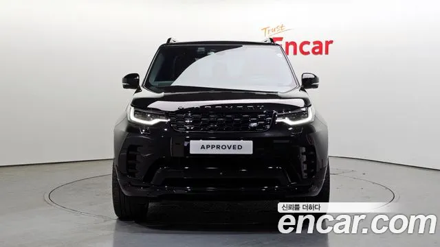 Land Rover Discovery 2024