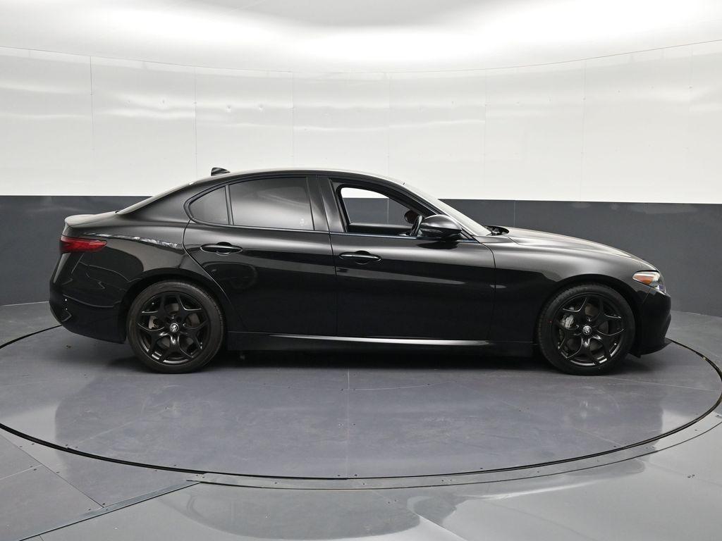 Alfa Romeo Giulia 2021