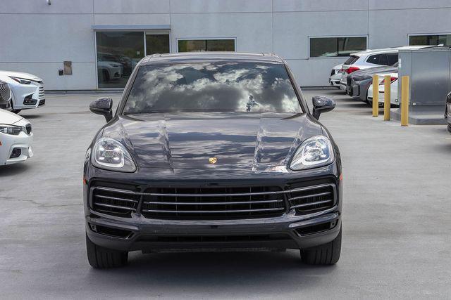 Porsche Cayenne 2021