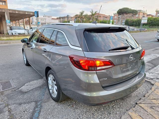 Opel Astra 2021