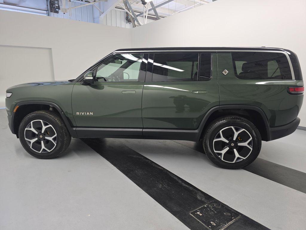 Rivian R1S 2024