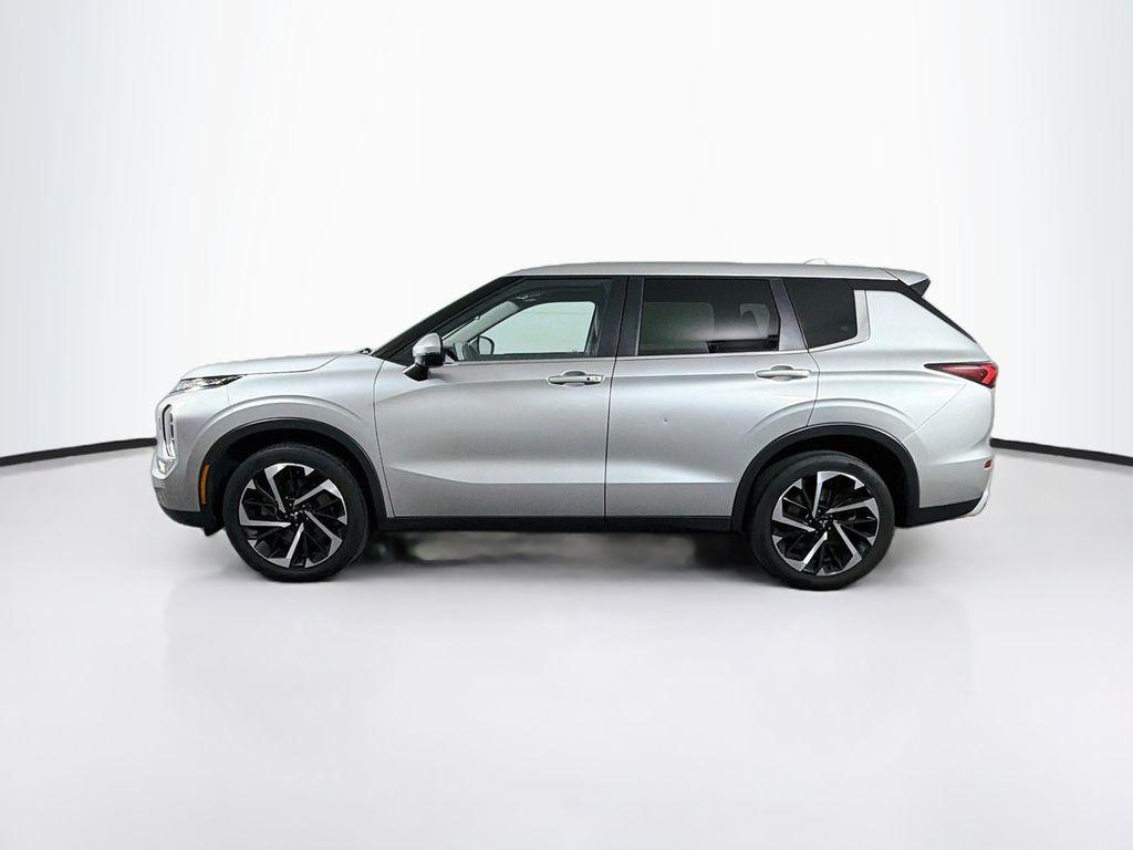 Mitsubishi Outlander 2024