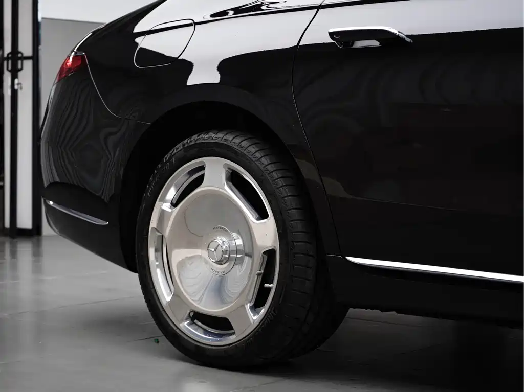 Mercedes-Benz Maybach S-Класс 2022