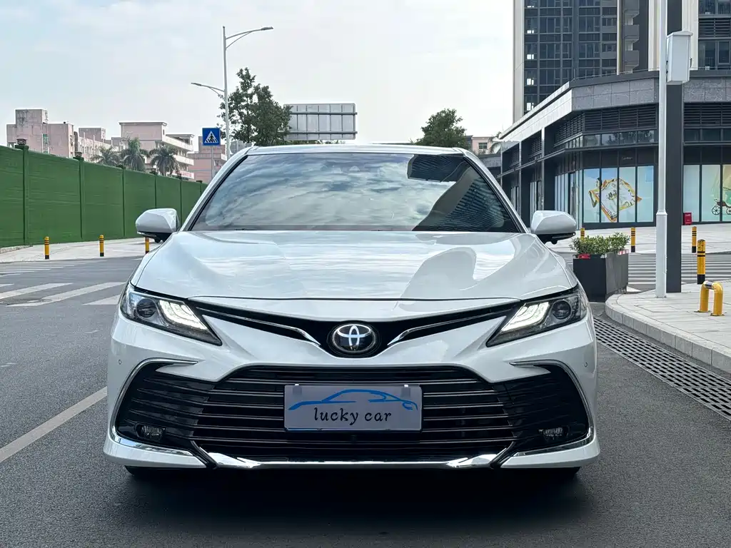Toyota Camry 2023