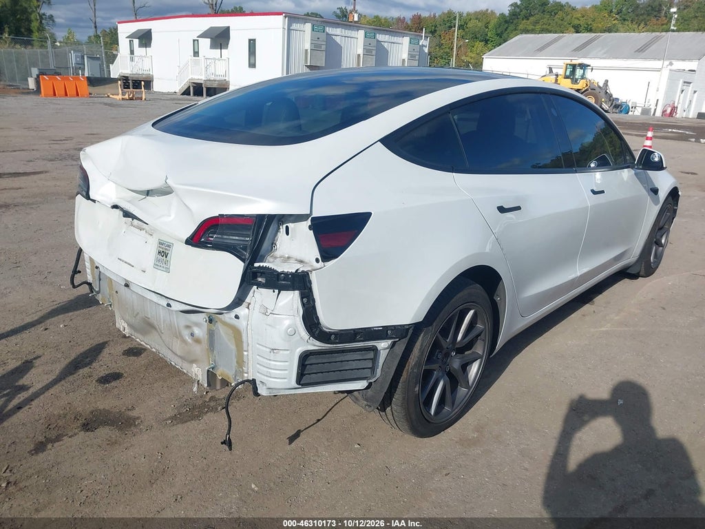 Tesla Model 3 2022