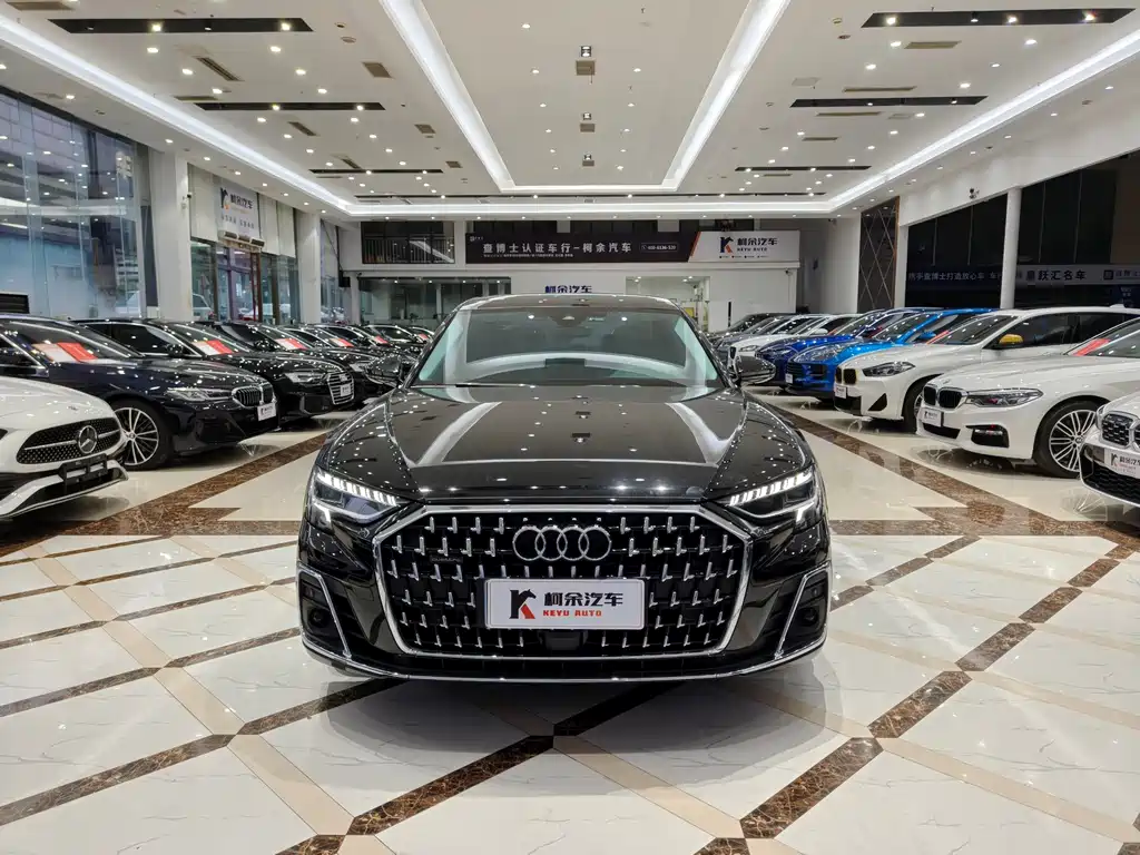 Audi A8 2023