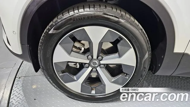 Volvo XC40 2024