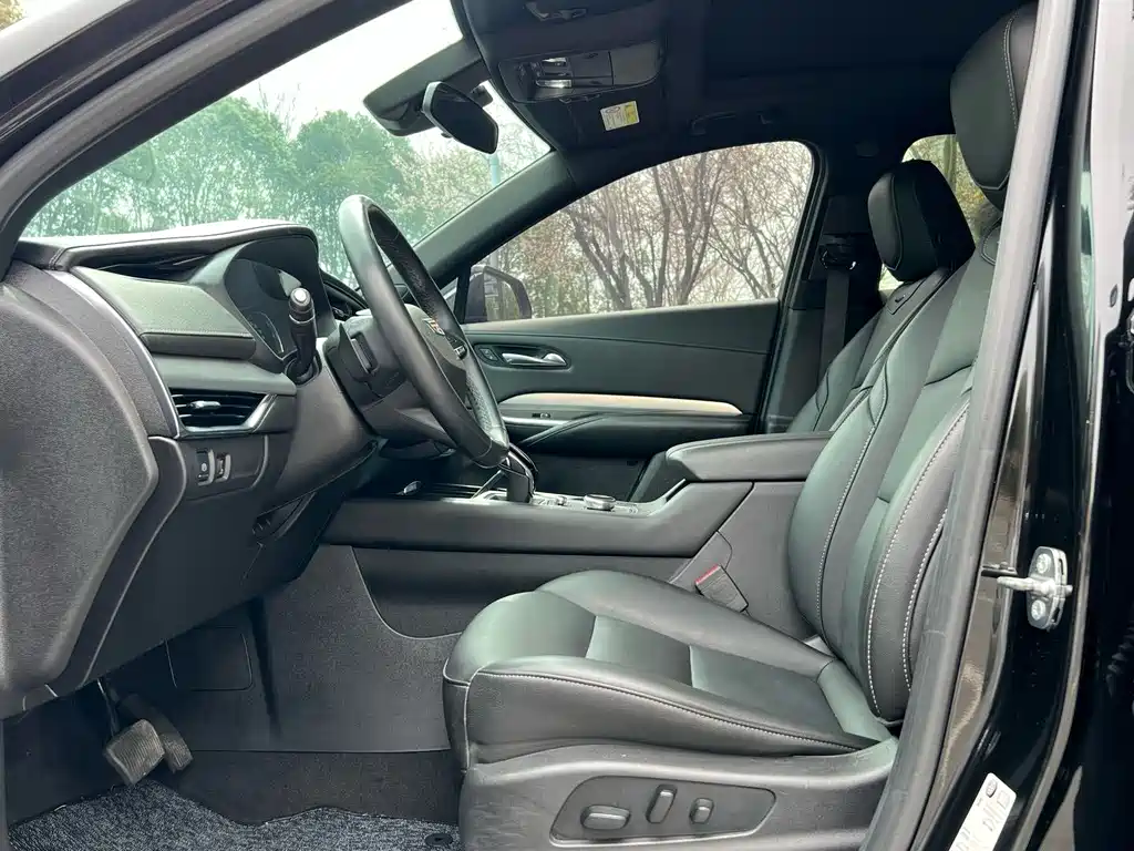 Cadillac XT4 2023