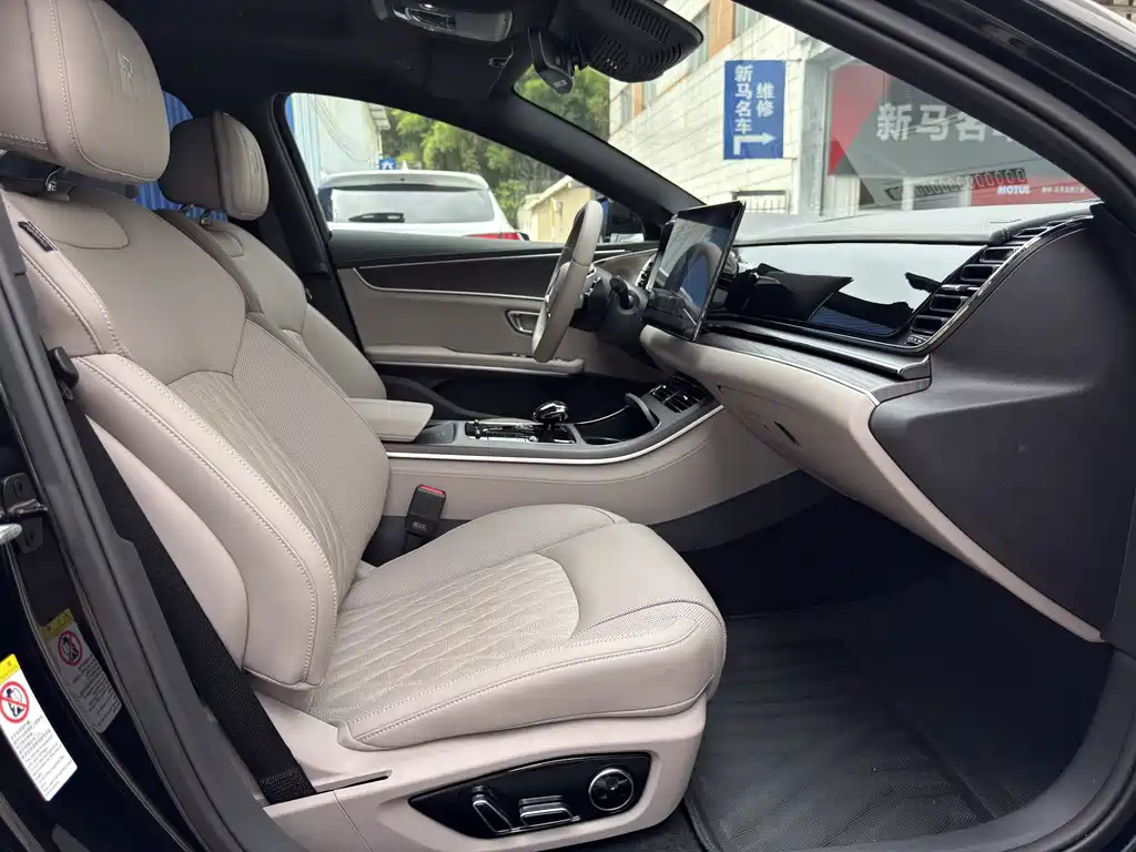 BYD Han 2025