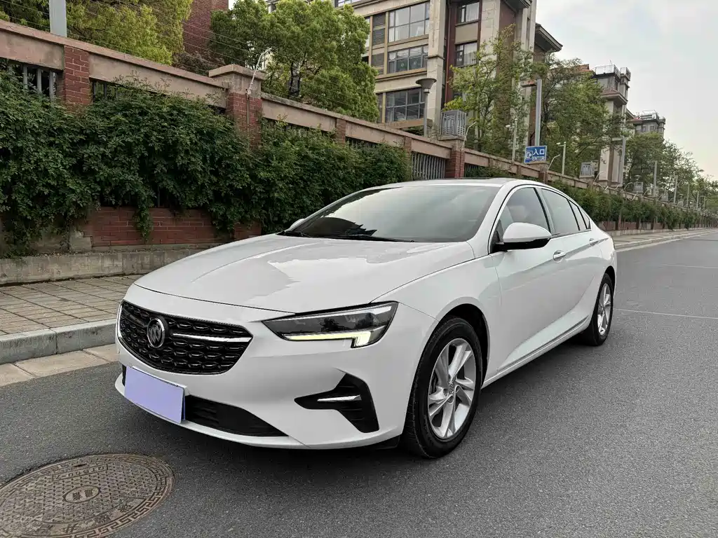 Buick Regal 2022