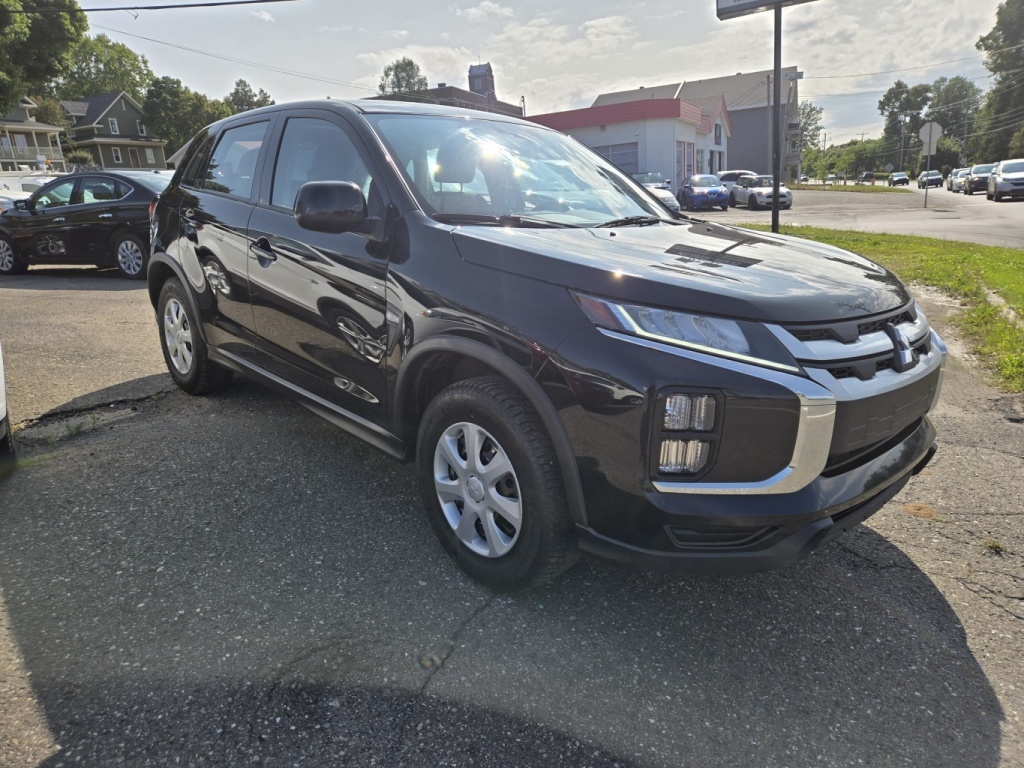Mitsubishi RVR 2023