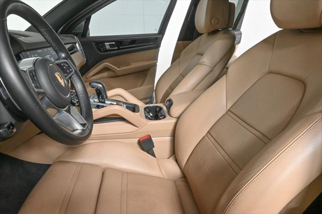 Porsche Cayenne 2021