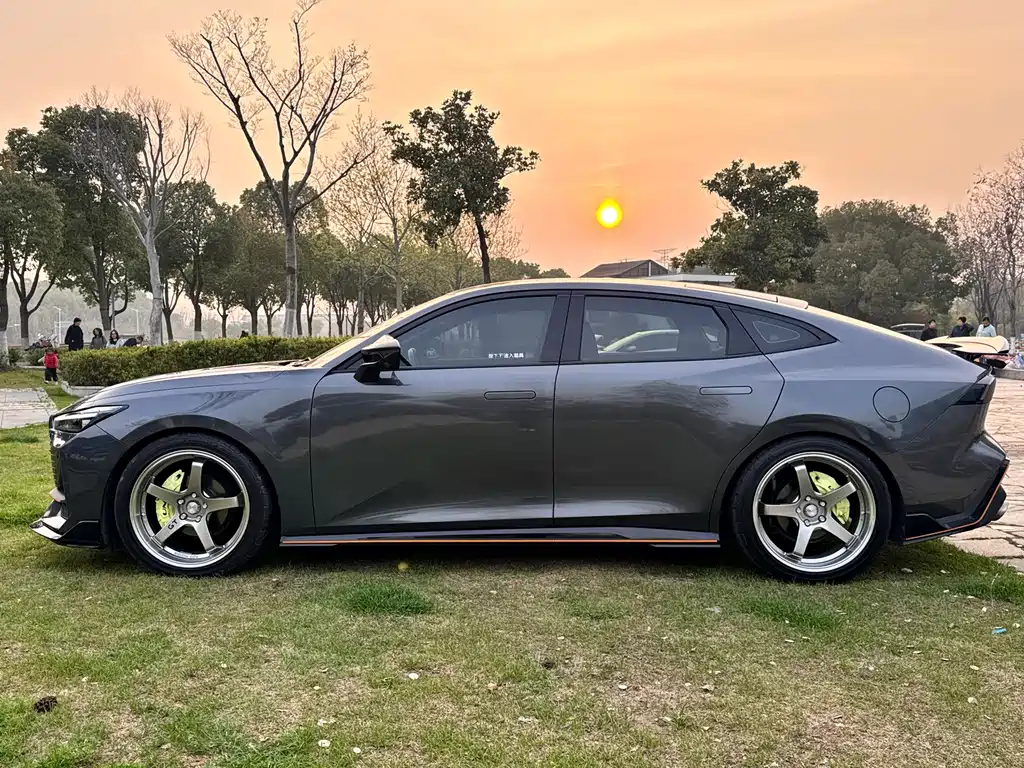 Changan UNI-V 2022