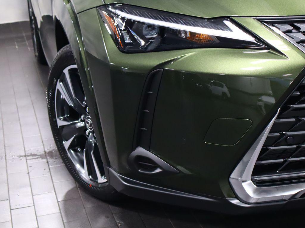 Lexus UX 2026