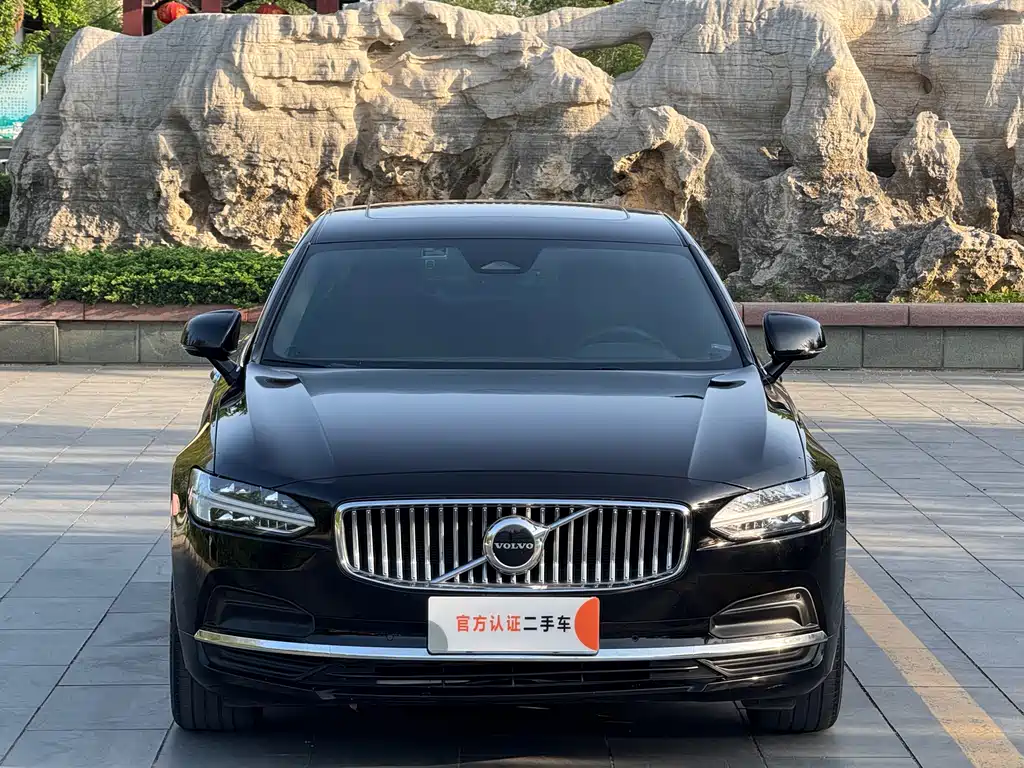 Volvo S90 2022