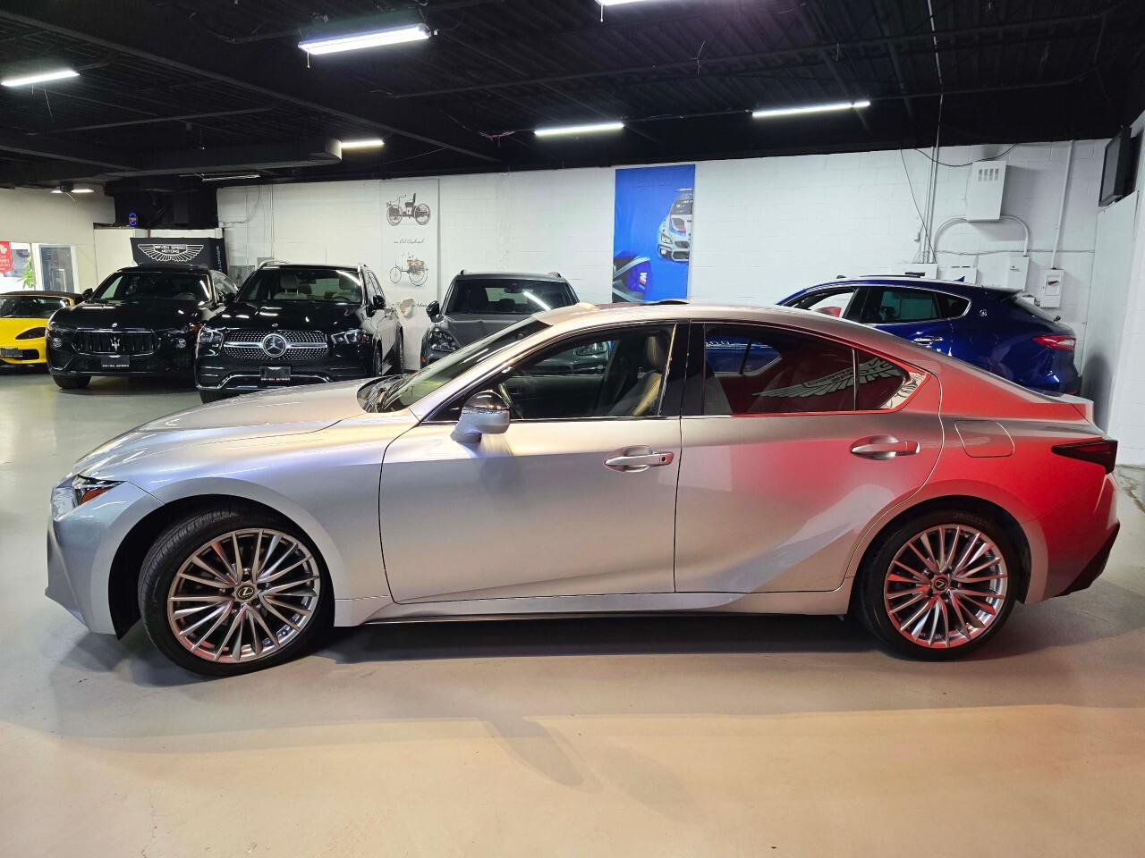 Lexus IS 2021