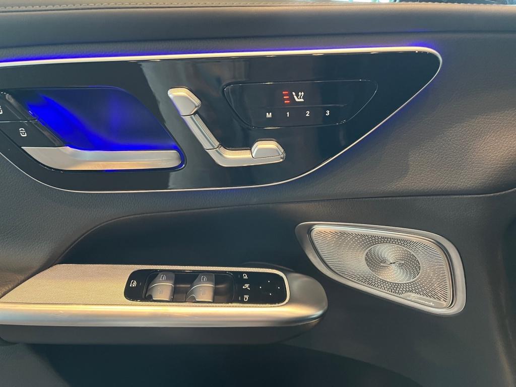 Mercedes-Benz GLC 300 2023