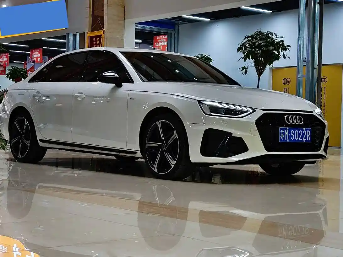 Audi A4 2025