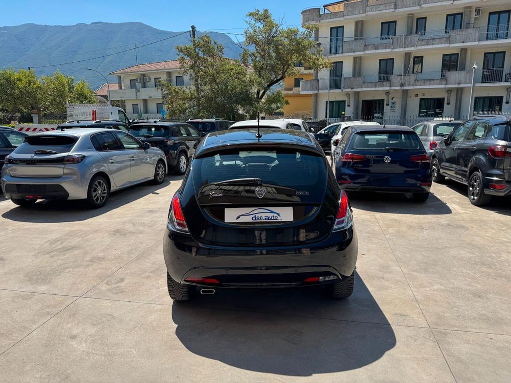 Lancia Ypsilon 2021