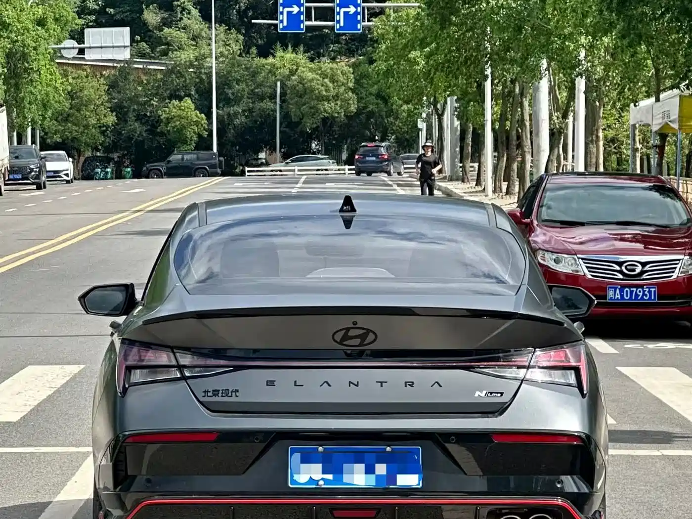 Hyundai Elantra 2024