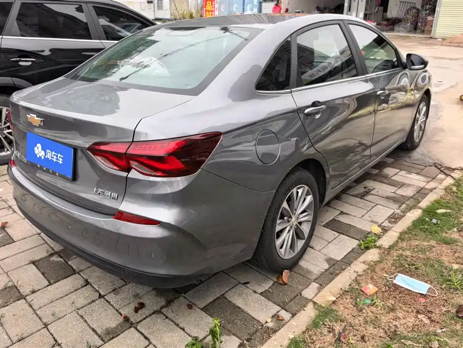 Chevrolet Cruze 2021