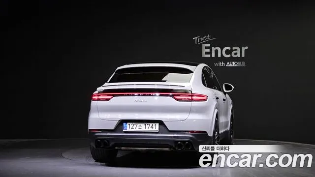 Porsche Cayenne 2022