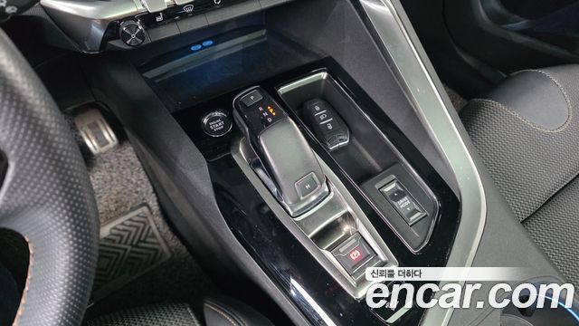 Peugeot 5008 2022