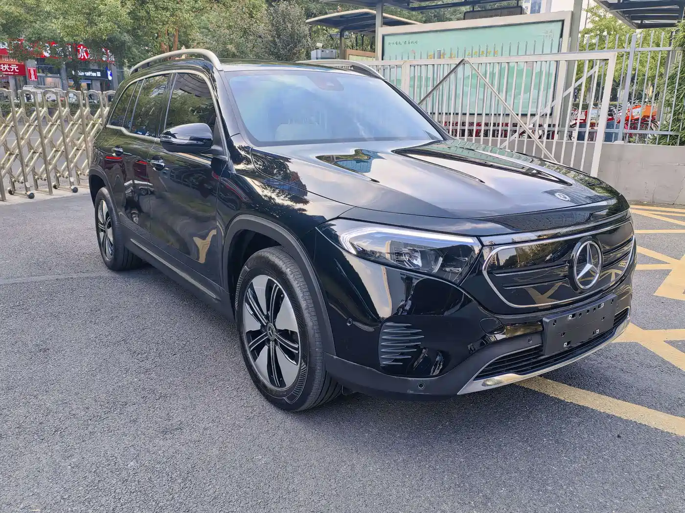 Mercedes-Benz EQB 2022