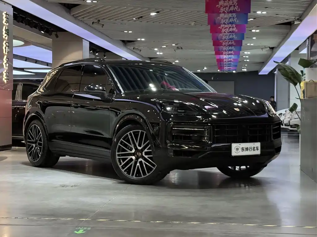 Porsche Cayenne 2025
