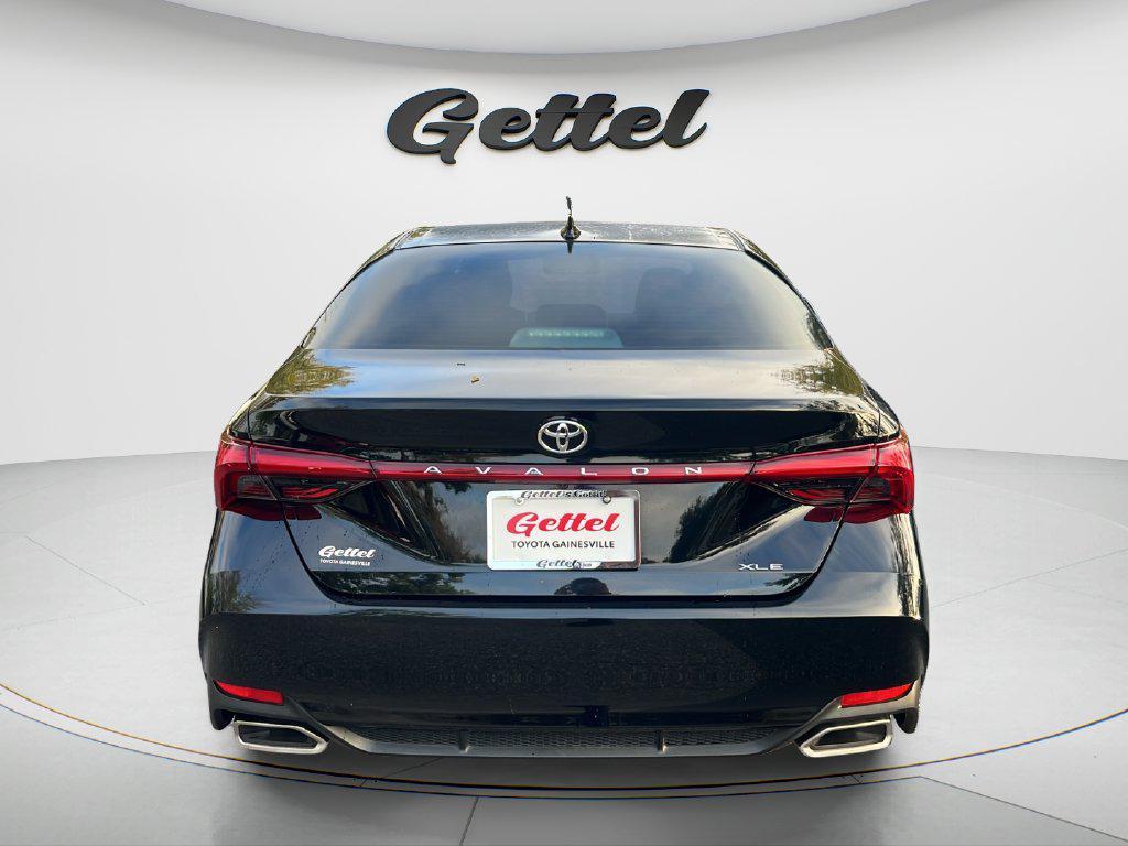 Toyota Avalon 2022
