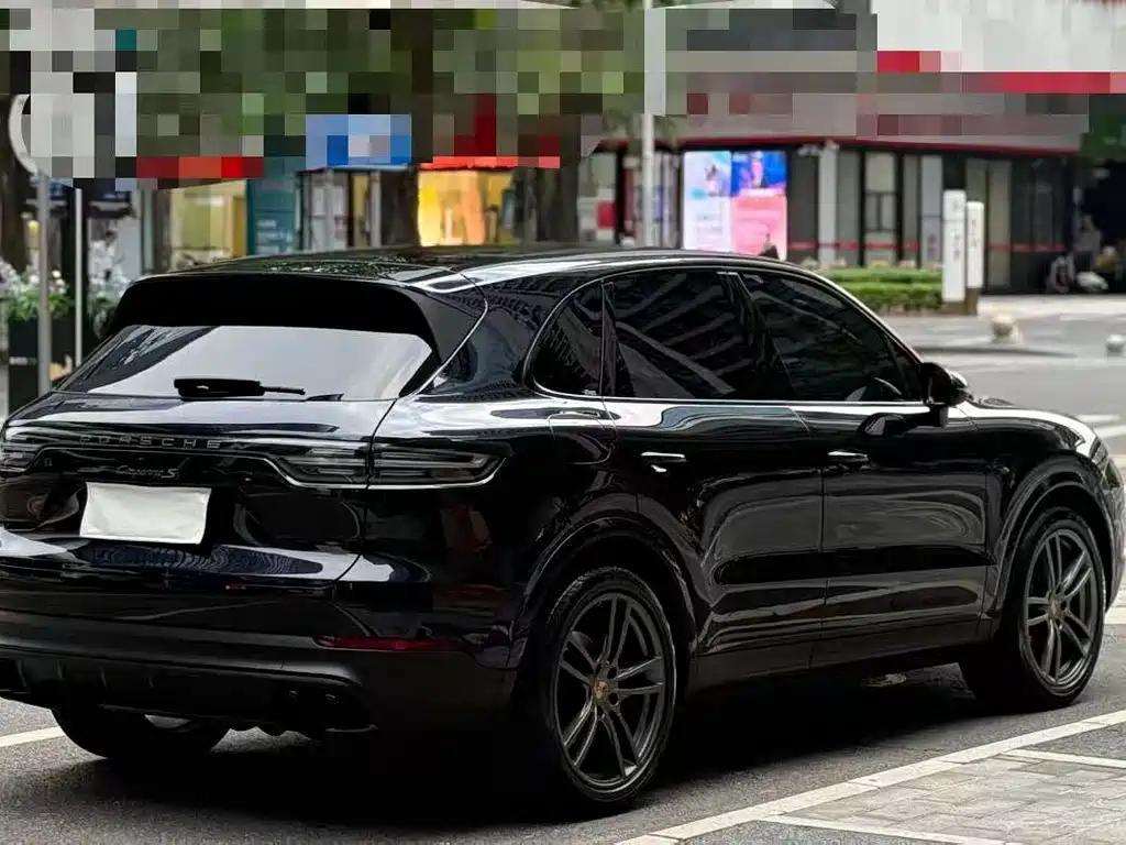 Porsche Cayenne 2023
