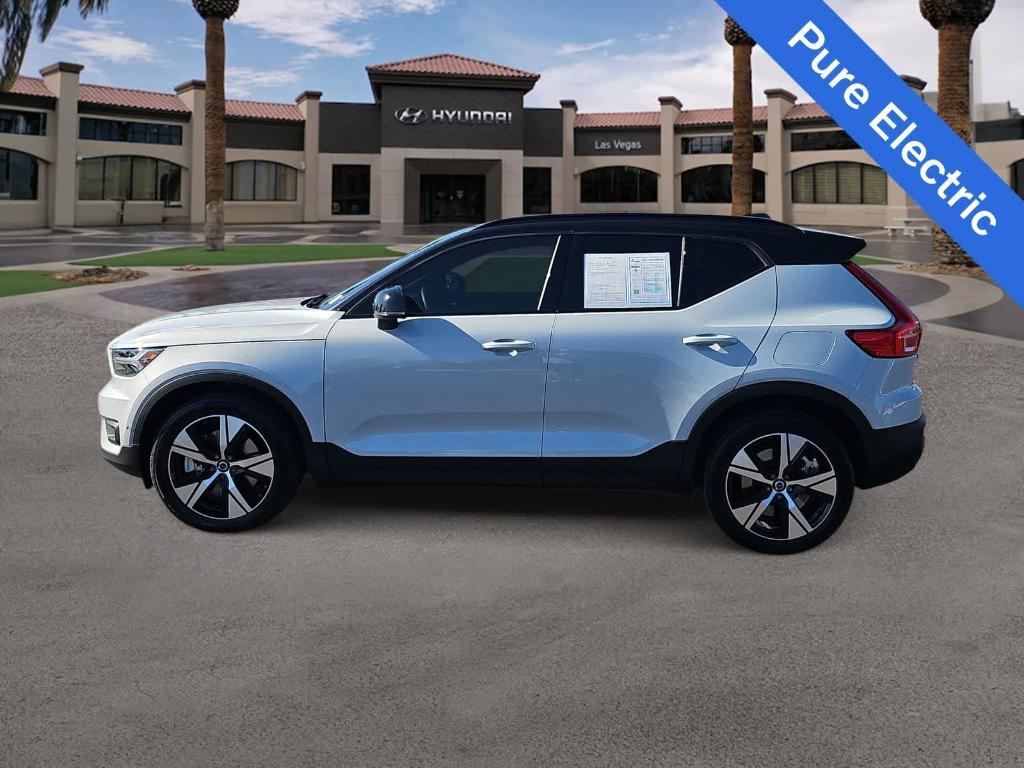 Volvo XC40 2022
