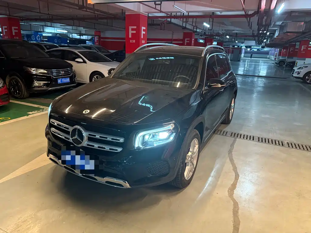 Mercedes-Benz GLB 2021