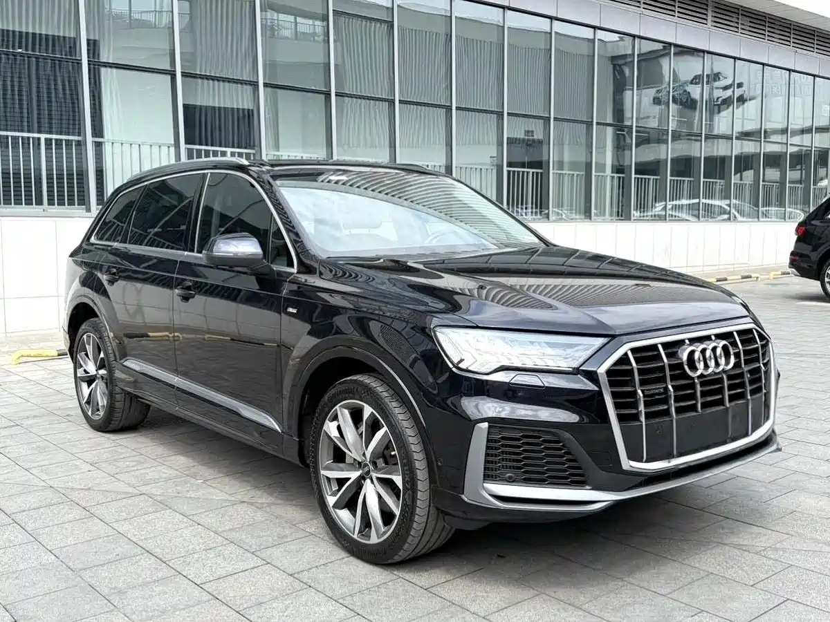 Audi Q7 2021